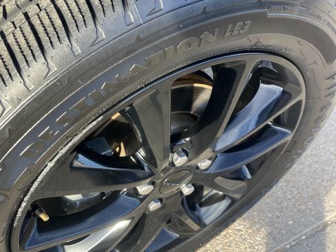 Used 2018 Dodge Durango GT w/ Trailer Tow Group IV AWD/4WD image 16