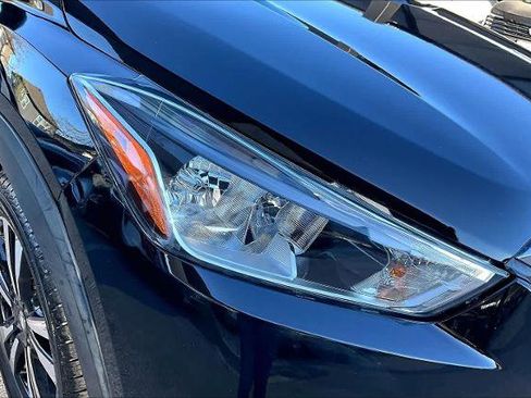 Certified 2020 Nissan Kicks SV image 26