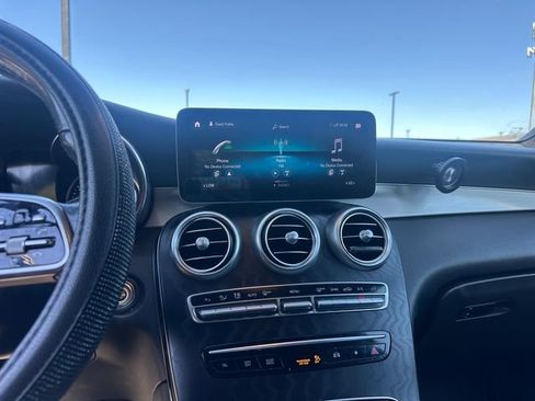 Used 2022 Mercedes-Benz GLC 300 image 10