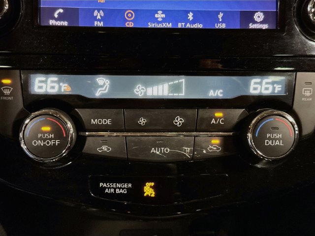 Used 2018 Nissan Rogue SV AWD/4WD image 15
