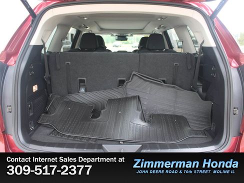 Used 2023 Subaru Ascent Touring AWD/4WD image 6