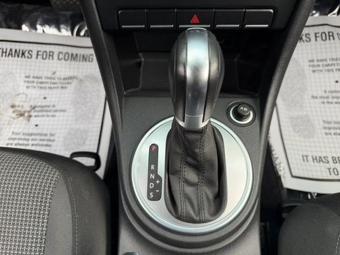 Used 2019 Volkswagen Beetle 2.0T S image 23