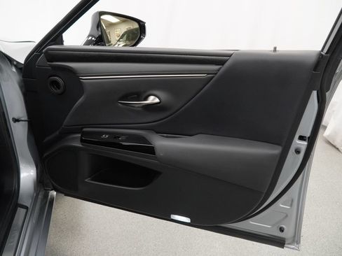 Used 2023 Lexus ES 350 w/ Protection Package (P2) FWD image 28