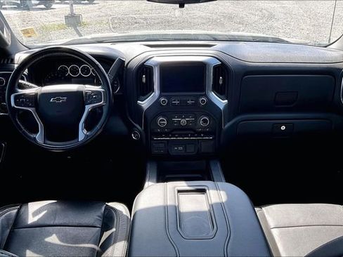 Used 2020 Chevrolet Silverado 1500 RST image 7
