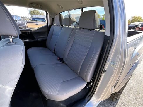 Used 2021 Toyota Tacoma SR5 image 17