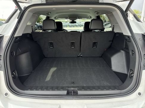 Used 2023 GMC Terrain SLT w/ Elevation Edition FWD image 26