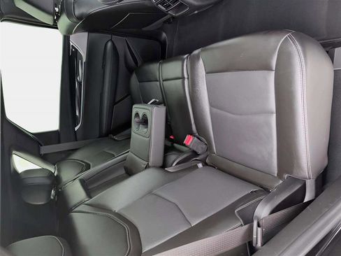 Used 2025 Cadillac XT5 Premium Luxury image 19