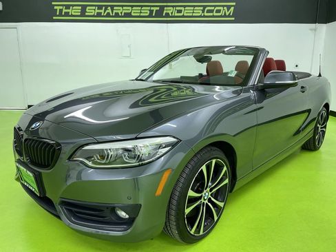 Used 2021 BMW 230i xDrive Convertible w/ Premium Package image 5