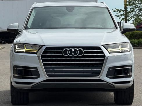 Used 2017 Audi Q7 3.0T Prestige AWD/4WD image 3