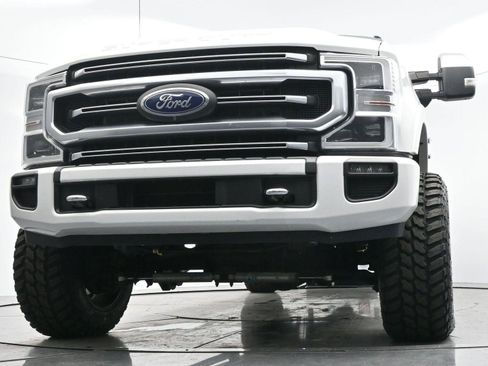 Used 2021 Ford F350 Platinum w/ Tremor Off-Road Package image 51