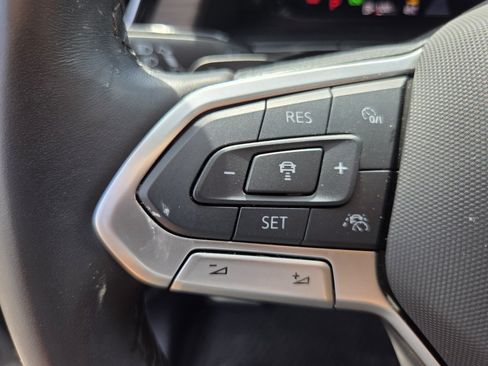 Used 2025 Volkswagen Atlas SEL Premium R-Line AWD/4WD image 23