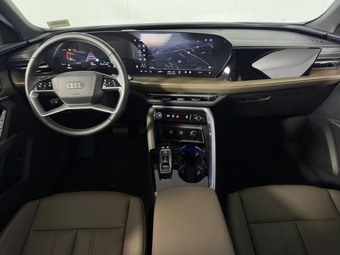 Used 2025 Audi Q5 Premium Plus AWD/4WD image 14