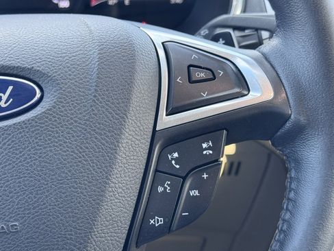 Used 2016 Ford Edge Titanium w/ Equipment Group 301A image 9