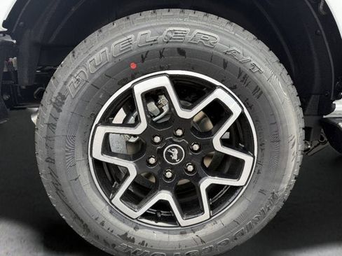 New 2026 Ford Bronco Outer Banks AWD/4WD image 8