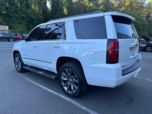 Used 2018 Chevrolet Tahoe LT w/ LT Signature Package AWD/4WD image 7
