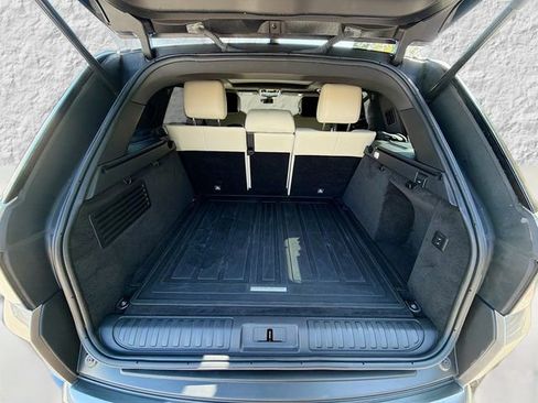 Used 2021 Land Rover Range Rover Sport HSE Silver Edition image 12