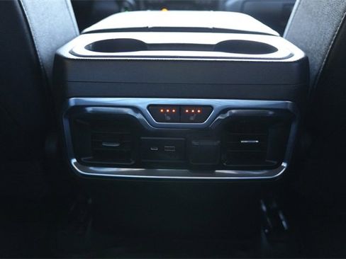 Used 2023 GMC Sierra 2500 AT4 w/ AT4 Preferred Package image 21