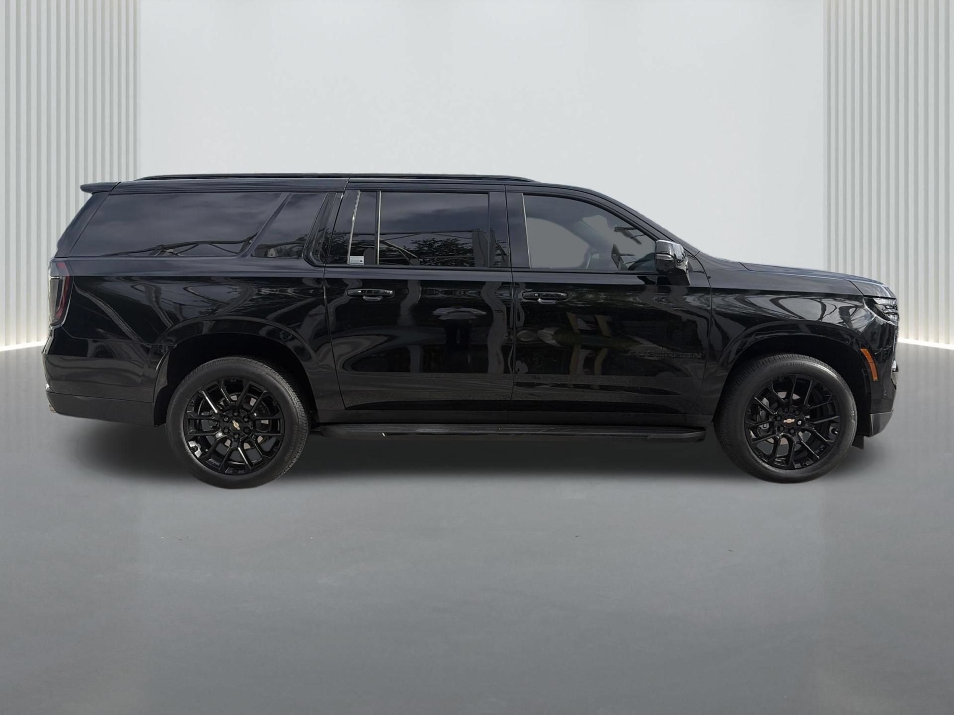 Used 2026 Chevrolet Suburban RST w/ Comfort Package RWD image 8