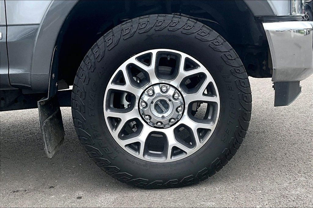 Used 2022 Ford F250 Lariat AWD/4WD image 9