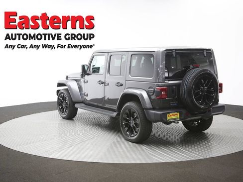 Used 2025 Jeep Wrangler Unlimited Sahara AWD/4WD image 60