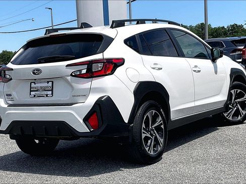 Used 2024 Subaru Crosstrek 2.0i Premium AWD/4WD image 12