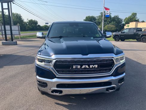 Used 2023 RAM 1500 Limited AWD/4WD image 2