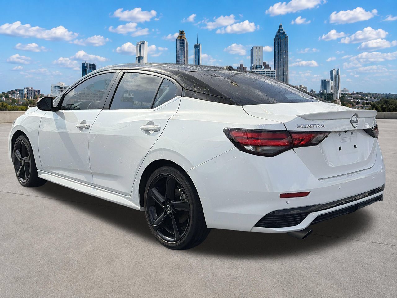 Certified 2025 Nissan Sentra SR FWD image 3