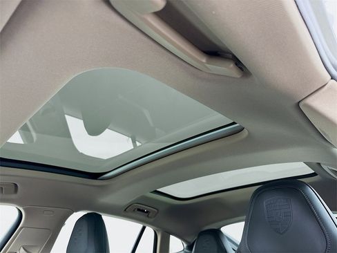 New 2025 Porsche Panamera image 22