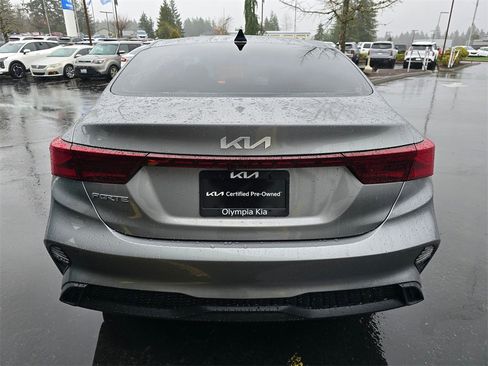 Used 2022 Kia Forte LXS image 5