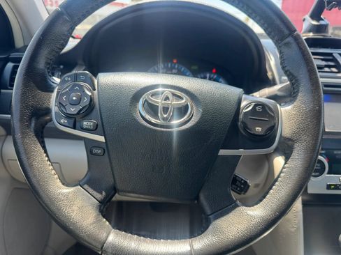 Used 2013 Toyota Camry XLE w/ Convenience Pkg FWD image 27