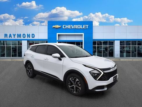 Used 2023 Kia Sportage EX FWD image 1