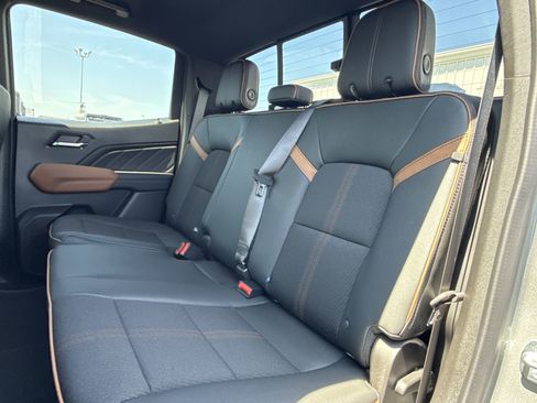 New 2025 GMC Canyon AT4 w/ Nightfall Edition image 59