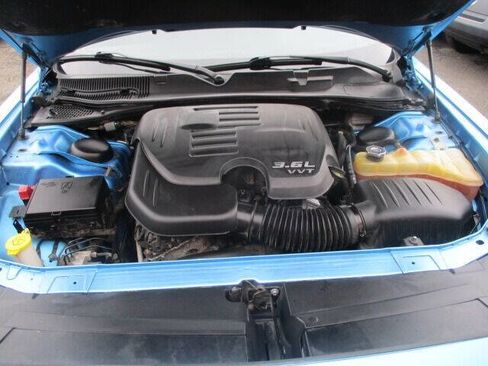 Used 2015 Dodge Challenger SXT Plus w/ Sound Group II image 12