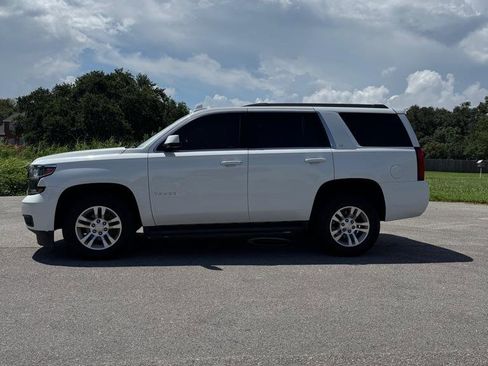 Used 2017 Chevrolet Tahoe LT image 2