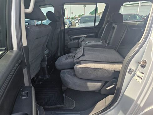Used 2015 Nissan Armada SV AWD/4WD image 11