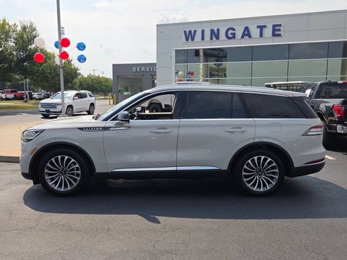 Used 2021 Lincoln Aviator Reserve w/ Equipment Group 201A RWD image 2