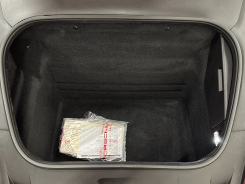 Used 2022 Porsche 911 Carrera image 74