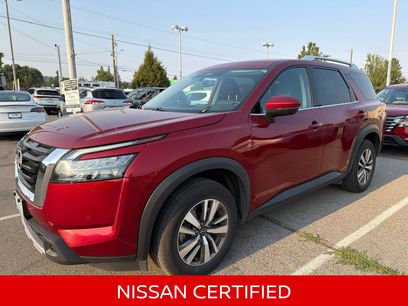 Certified 2025 Nissan Pathfinder SL