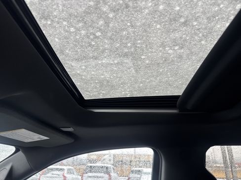 Used 2020 Chevrolet Silverado 1500 High Country w/ Technology Package image 29