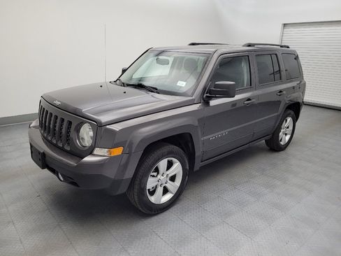 Used 2016 Jeep Patriot Latitude w/ Sun/Sound Group AWD/4WD image 2
