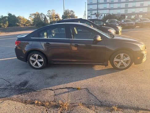 Used 2015 Chevrolet Cruze LT w/ Sun, Sound and Sport Package image 2