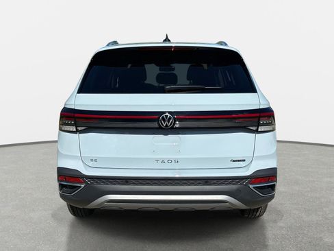 Used 2025 Volkswagen Taos SEL image 6