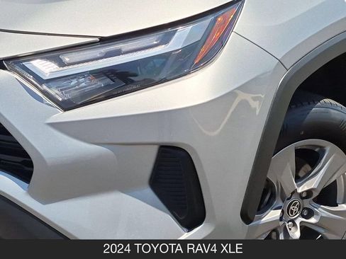 Used 2024 Toyota RAV4 XLE AWD/4WD image 10