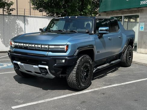 Used 2024 GMC Hummer EV 3X w/ Omega Edition AWD/4WD image 3