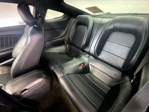 Used 2016 Ford Mustang GT Premium w/ Equipment Group 401A RWD image 19