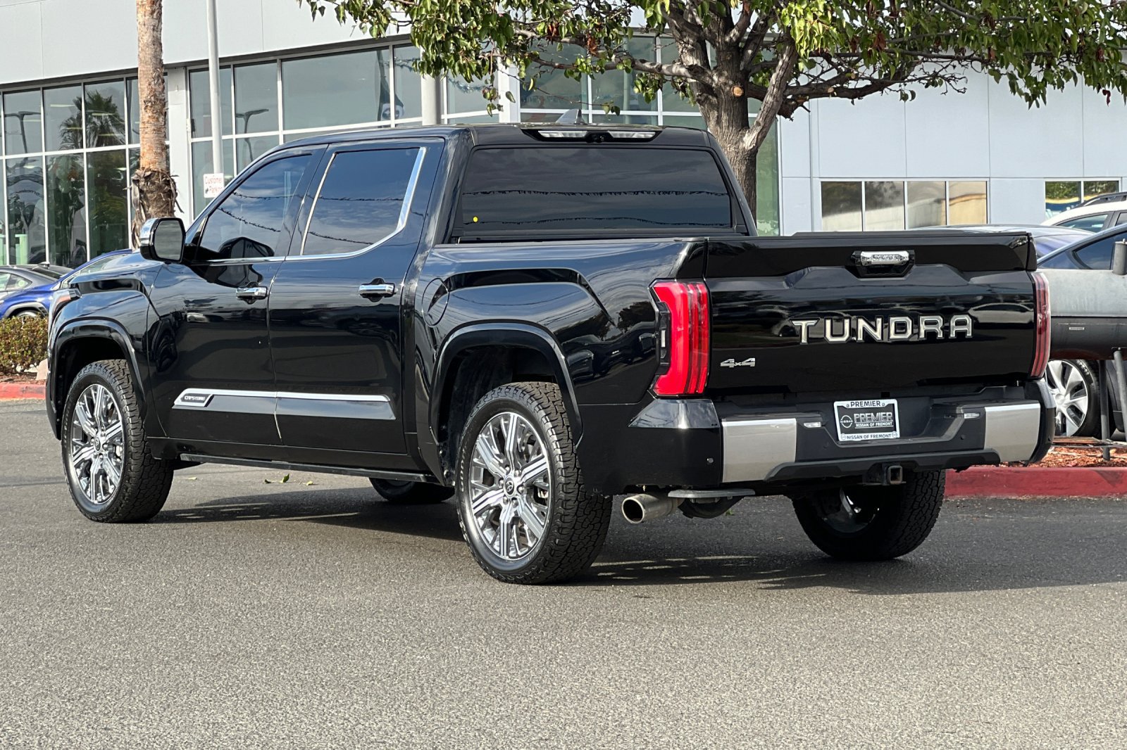 Used 2024 Toyota Tundra Capstone AWD/4WD image 6