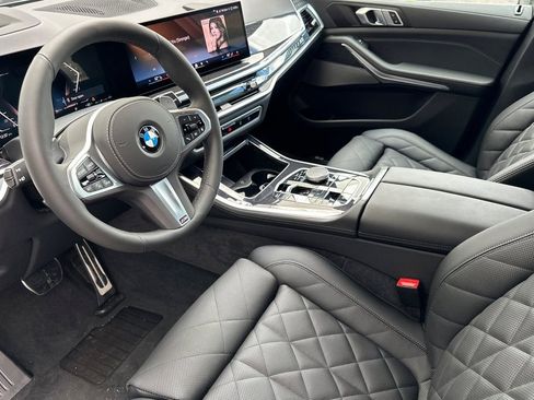 New 2026 BMW X5 xDrive40i w/ M Sport Package AWD/4WD image 9