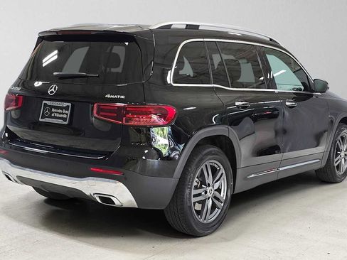Used 2026 Mercedes-Benz GLB 250 4MATIC image 3