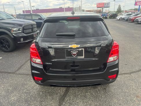 Used 2021 Chevrolet Trax LS w/ Tint and Cruise Package FWD image 58