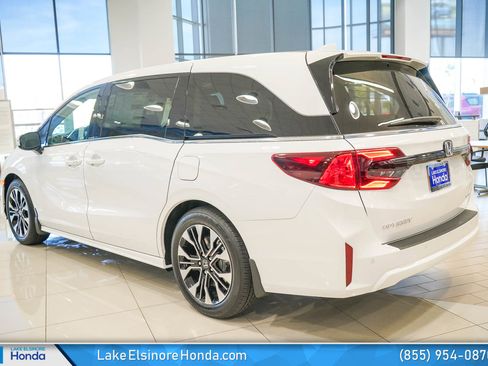 New 2026 Honda Odyssey Elite image 9
